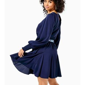 NWT Lilly Pulitzer Lorella Stretch Long Sleeve Dress True Navy - Size 00
